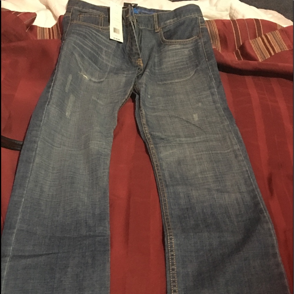 Jeans - Picture 2 of 3